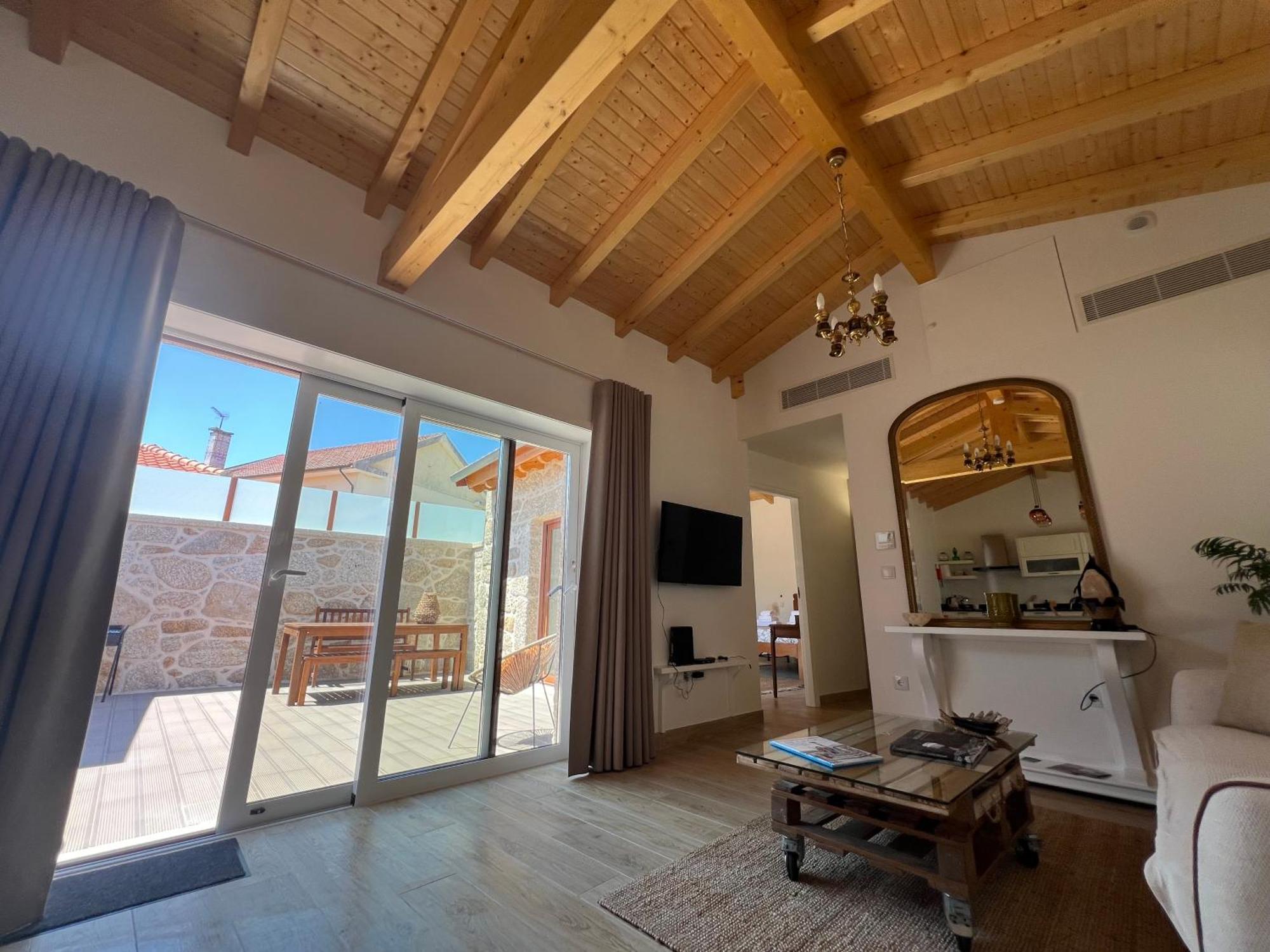 Eido De Bairros - Casa Cantinho Da Touca Arcos de Valdevez Luaran gambar